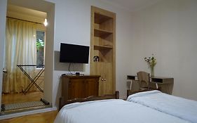 Vake Super Quiet And Comfy Apartment With A Yard
